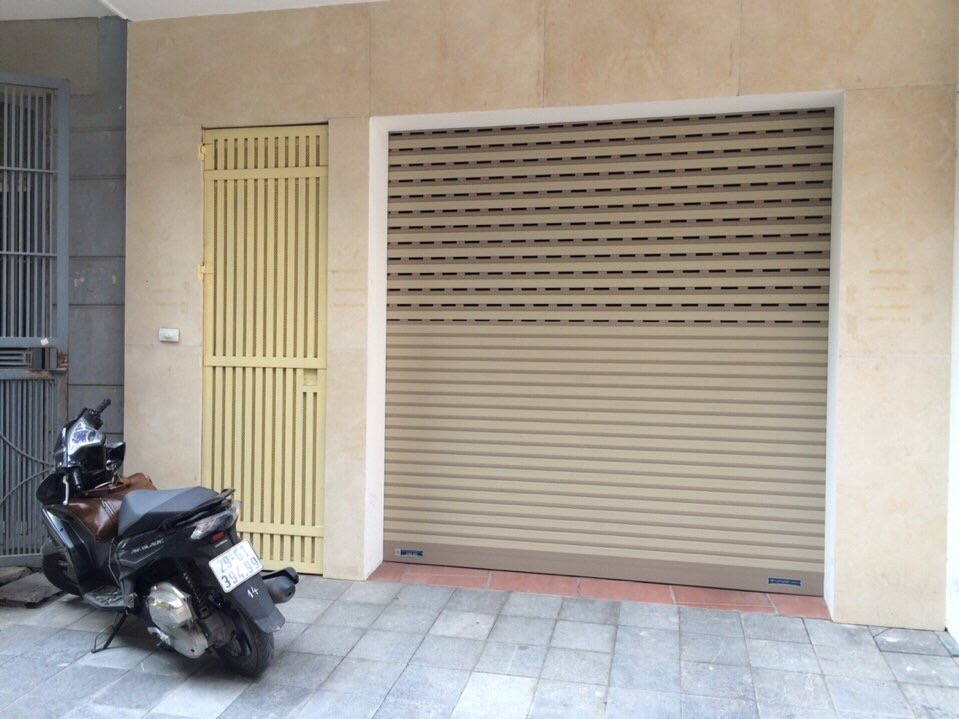 Lắp cửa cuốn bạch đằng nhanh chóng, giá rẻ 12 Lắp cửa cuốn bạch đằng nhanh chóng, giá rẻ