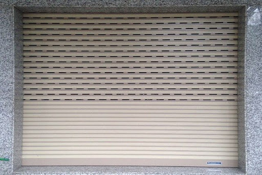 Lắp cửa cuốn tân hiệp-Uy tín, chất lượng cao cho ngôi nhà 7 Cửa Cuốn Dĩ An Bình Dương. Cửa Kéo Đài Loan Dĩ An. Cửa Cuốn úc đức Tại Dĩ An Bình Dương giá rẻ