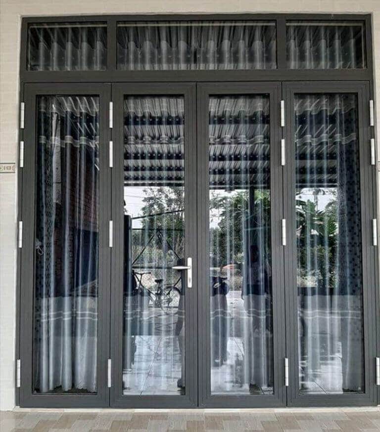 Thi công nhôm kính Tân Hiệp chuyên nghiệp năm 2025 14 Top 15 Mẫu Cửa Nhôm Xingfa Màu Đen, Kính Xanh Đen Đẹp Nhất 2025