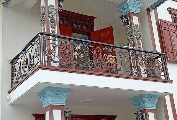 Cơ Khí Minh Hưng: Uy Tín Và Chất Lượng Hàng Đầu 10 Mẫu lan can ban công sắt mỹ thuật đẹp - Cơ Khí Xây Dựng Trường Phát