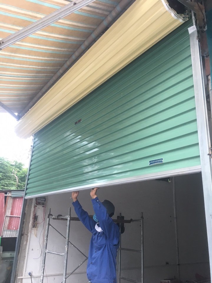 Lắp Cửa Cuốn Đồng Tâm An Toàn 18 Hướng Dẫn Lắp Đặt Cửa Cuốn Đồng Tâm An Toàn