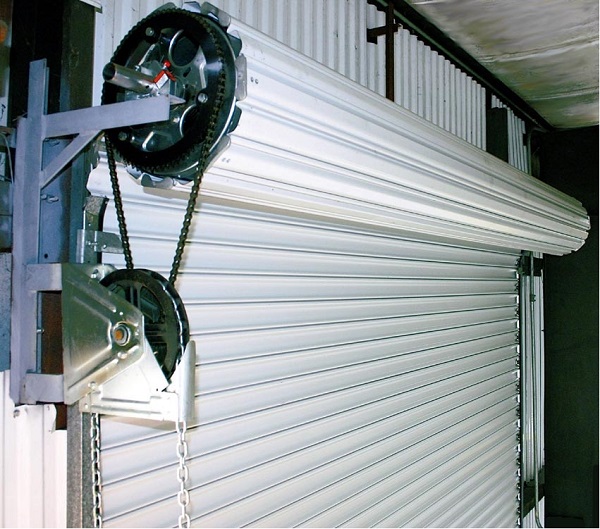 Lắp cửa cuốn Tây Nam dịch vụ uy tín nhanh chóng 8 Lắp cửa cuốn Tây Nam