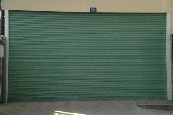 Lắp Đặt Cửa Cuốn Minh Hưng: An Toàn và Tiện Lợi Cho Nhà Bạn