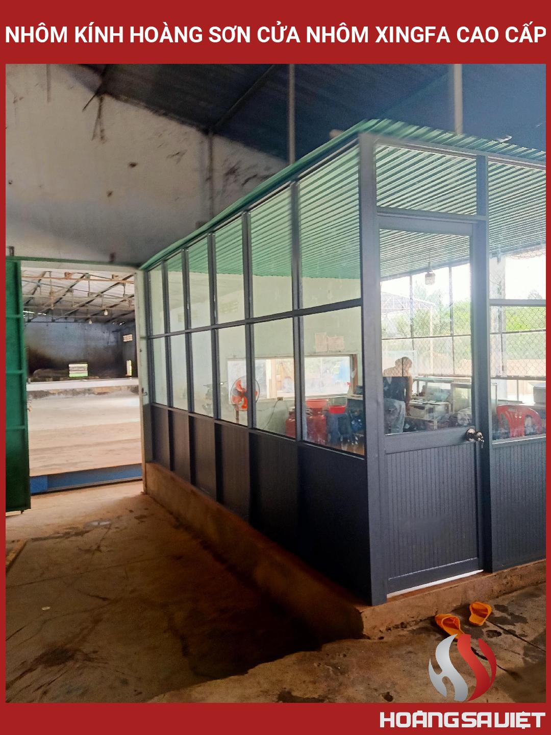 thi cong nhom kinh xa nha bich giai phap toan dien cho cong trinh hien dai 693b77c567502