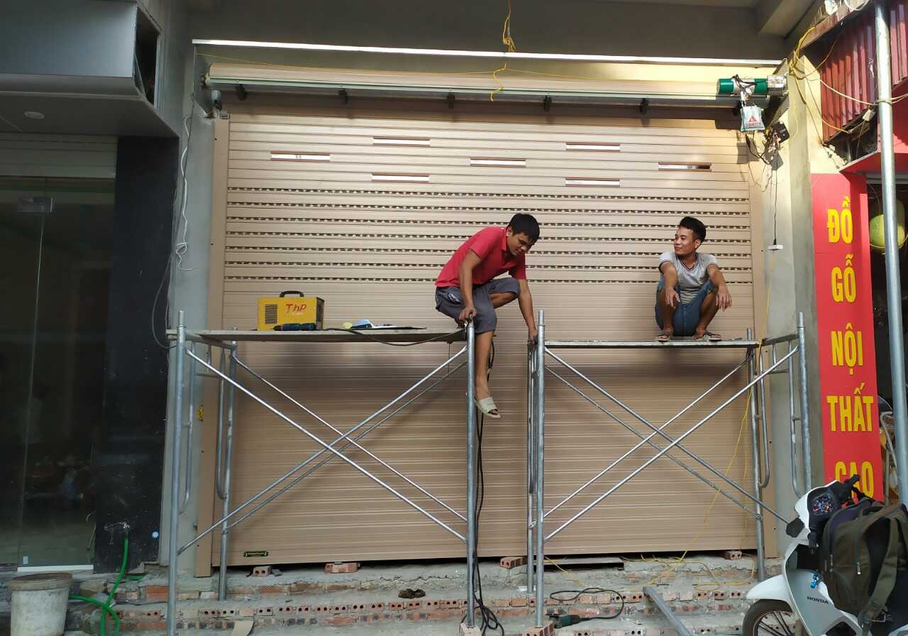 Thi công lắp đặt cửa cuốn chuyên nghiệp tại Bến Cát